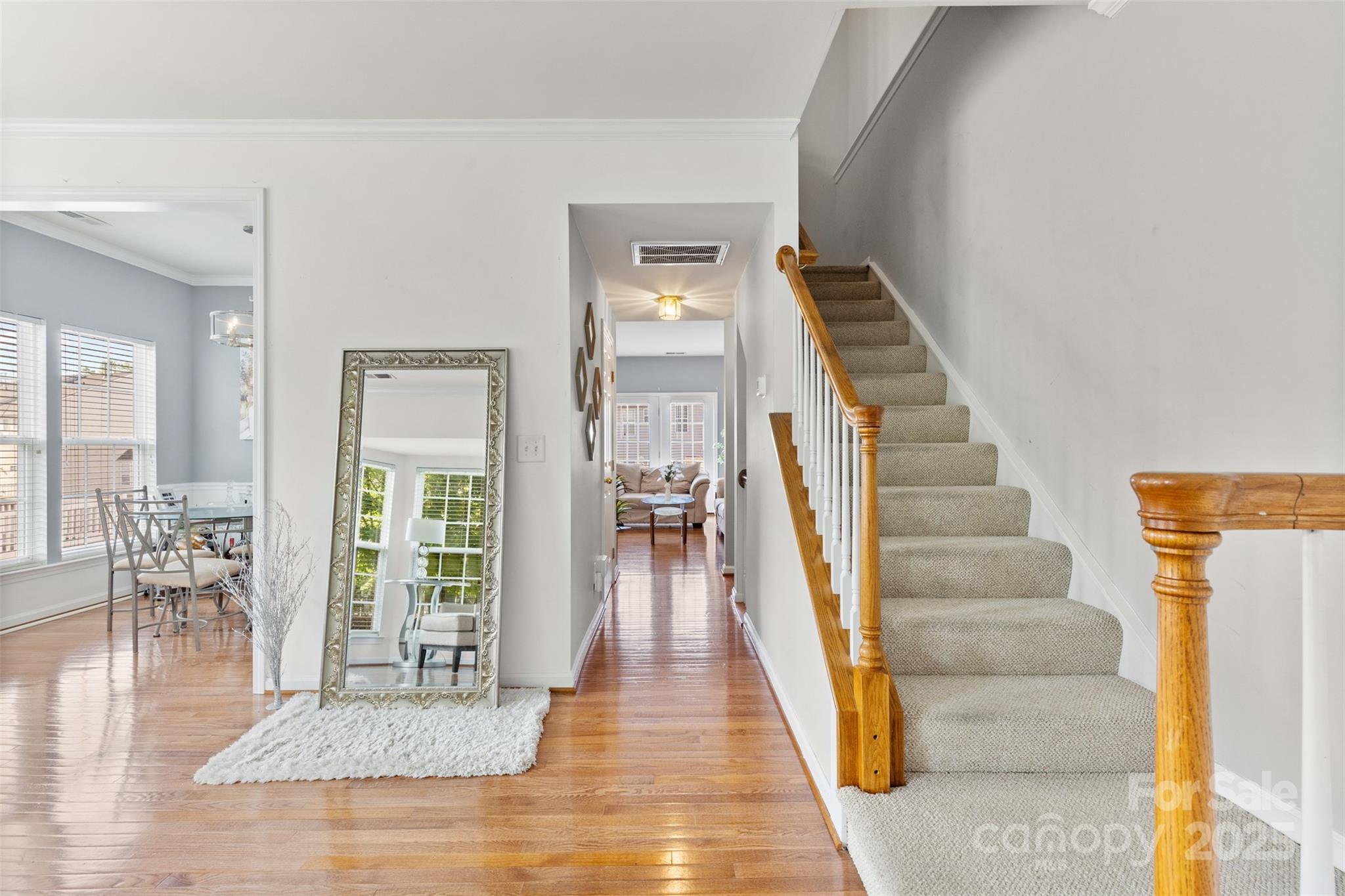 9775 Mallard Glen Drive