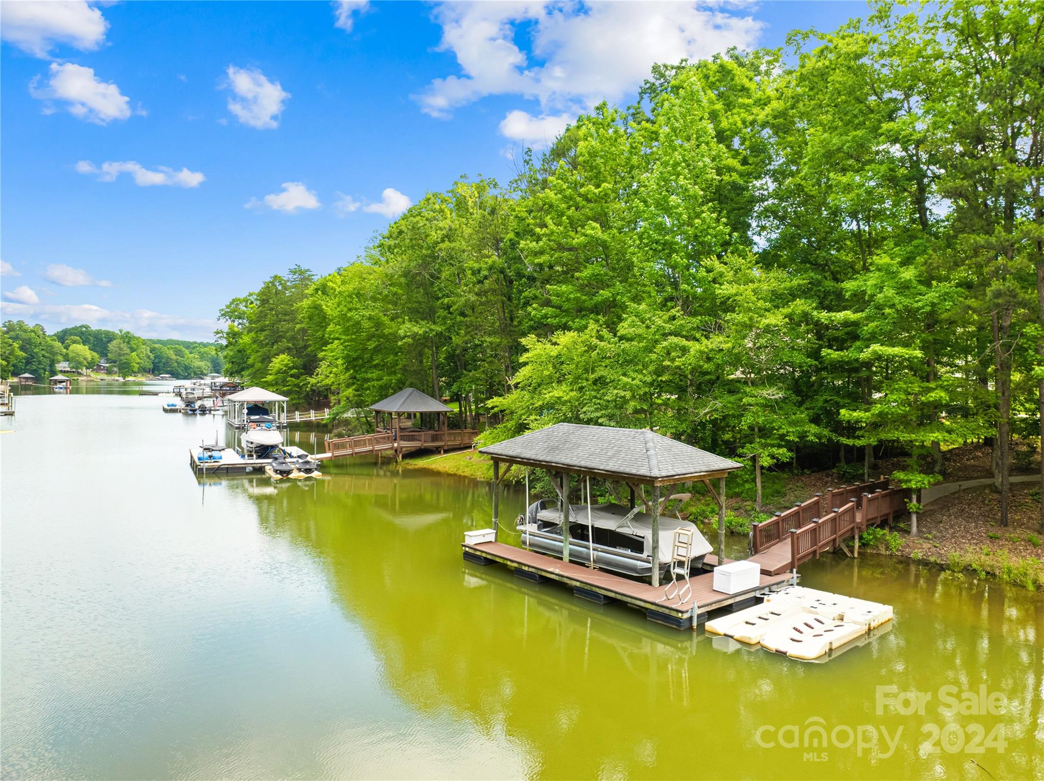 Webbs Chapel Cove - Residential