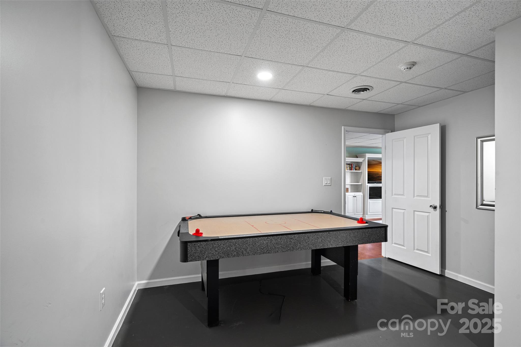 Lincoln Forest - Residential