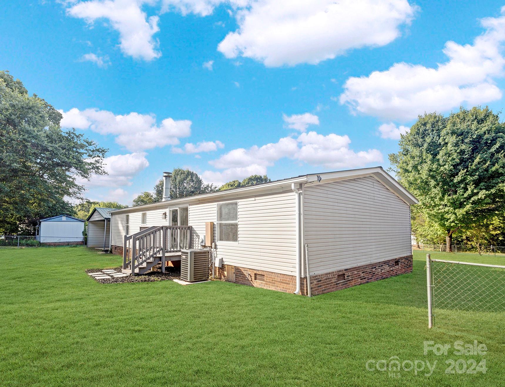 Chestnut Woods - Residential