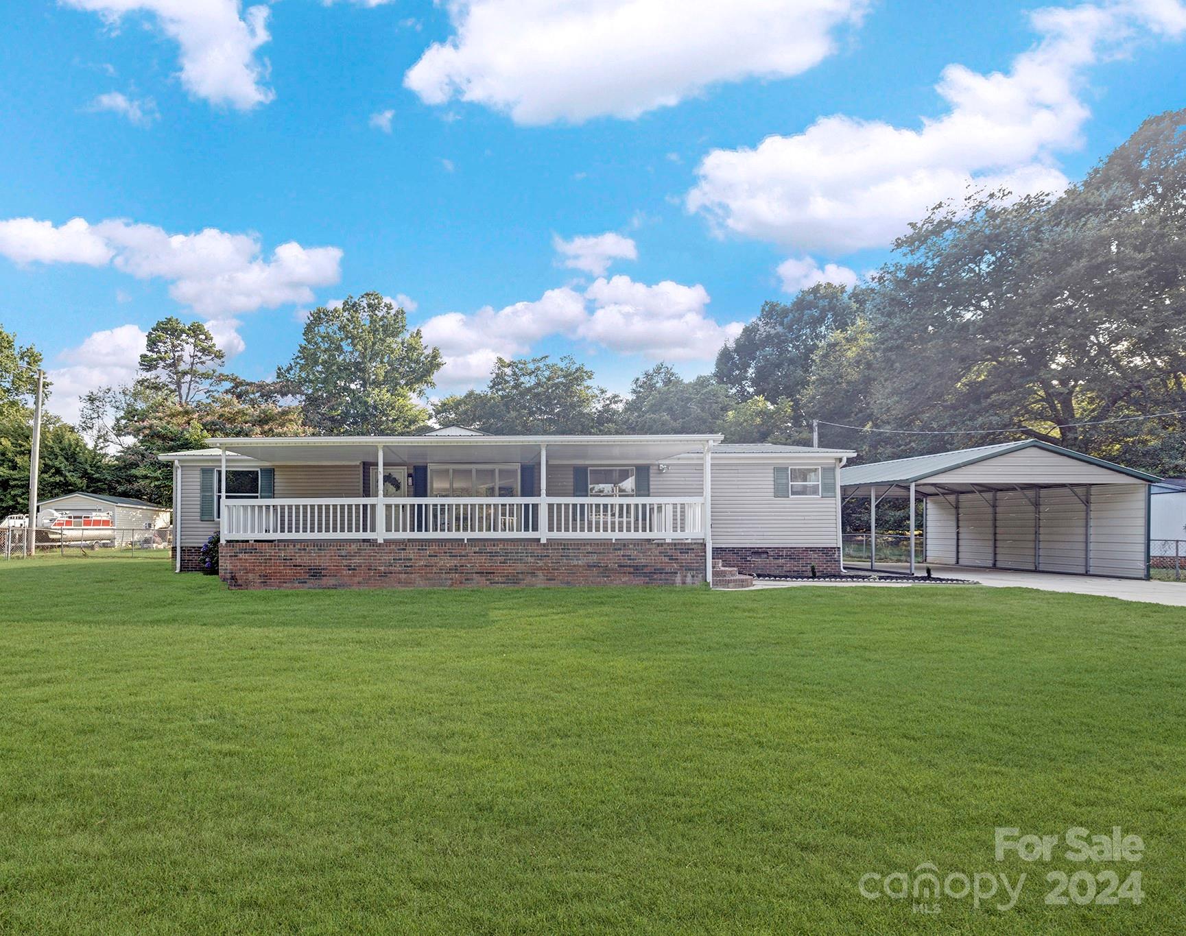 Chestnut Woods - Residential