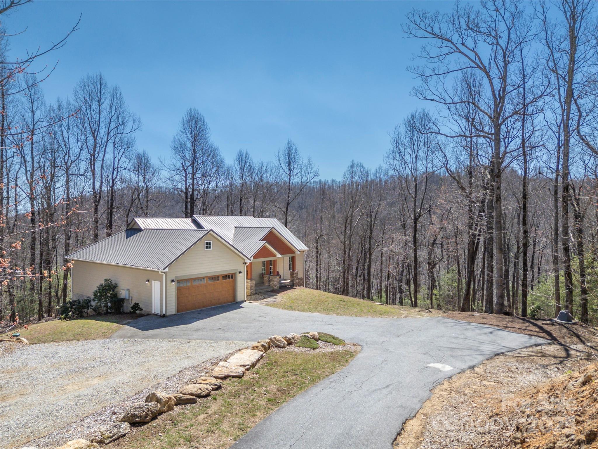 6753 Pinnacle Mountain Road