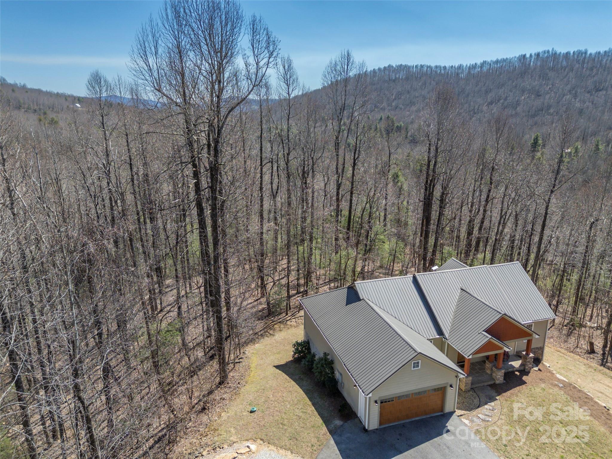 6753 Pinnacle Mountain Road