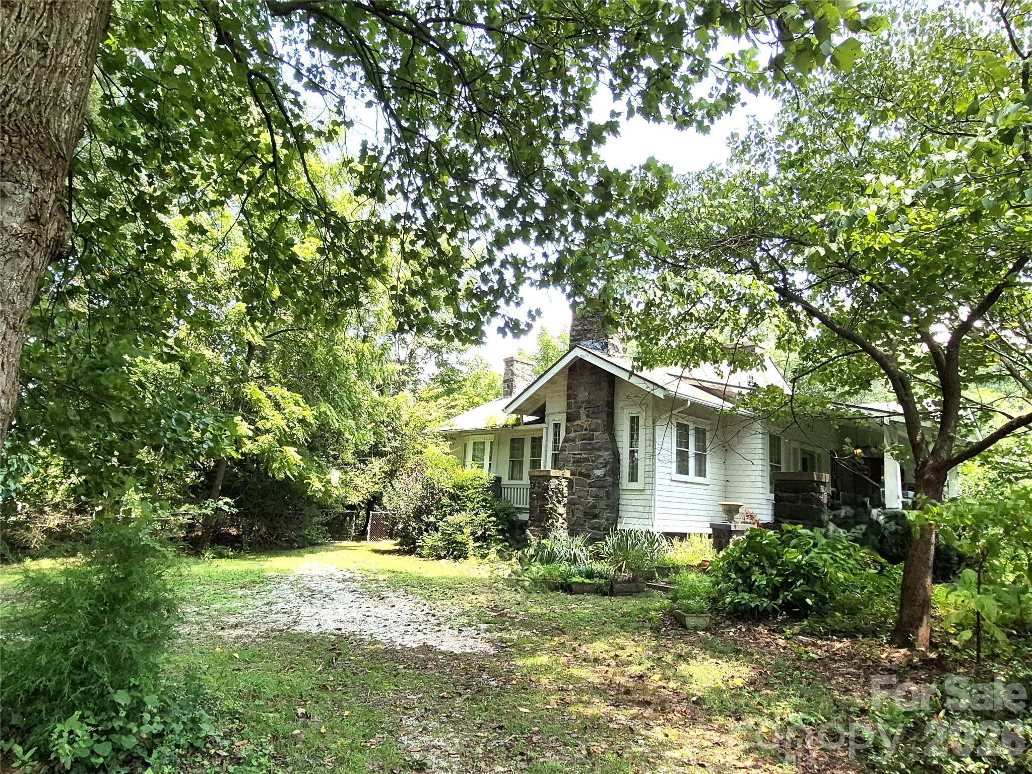 57 Beverly Road W