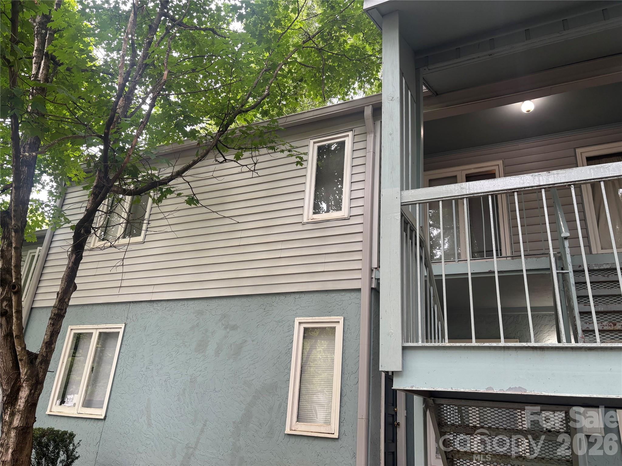1906 Meadowlark Lane 19