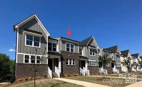 Townhouse in Mooresville NC 120 Glencoe Lane.jpg