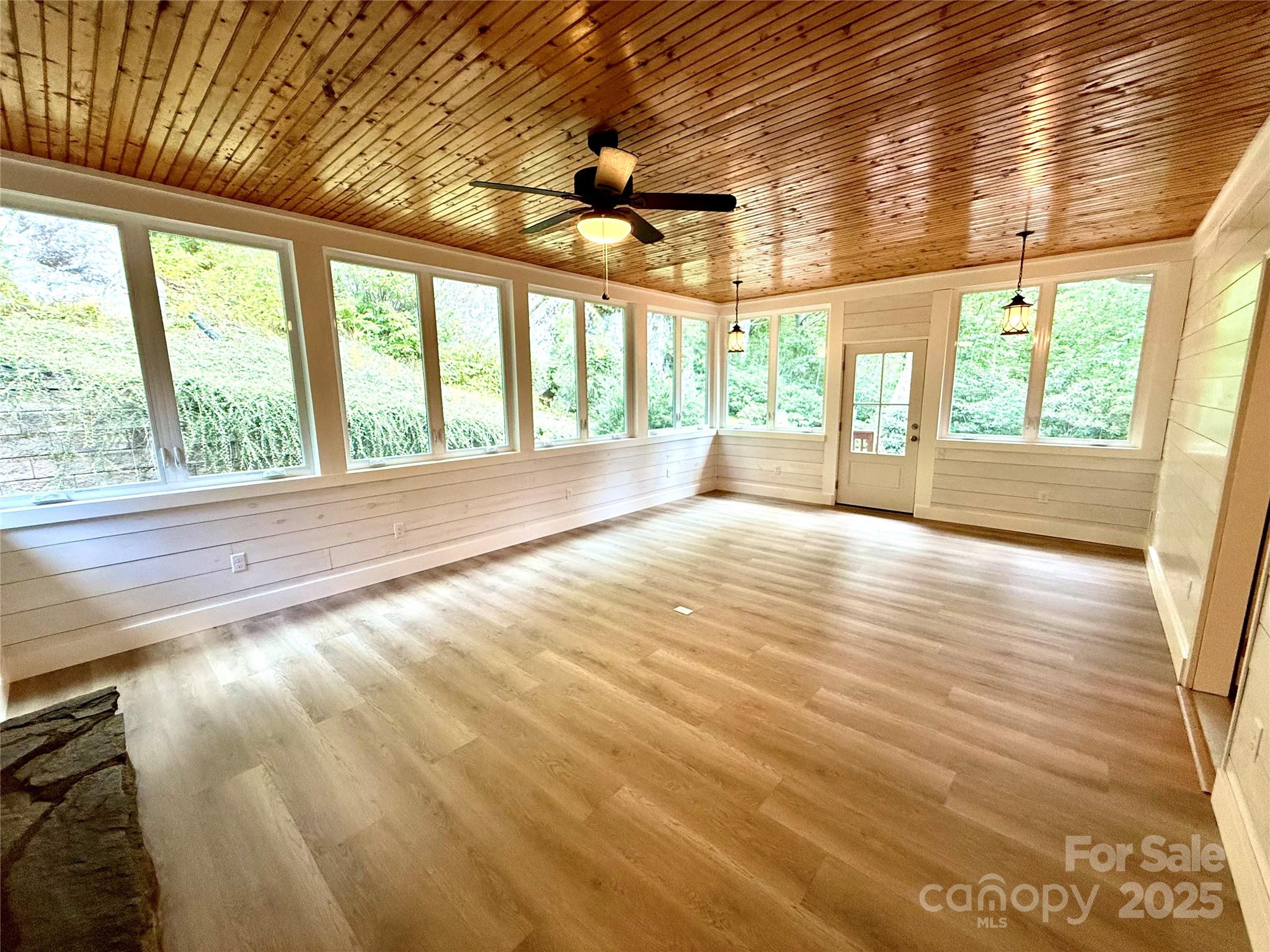 Gingercake Acres - Residential