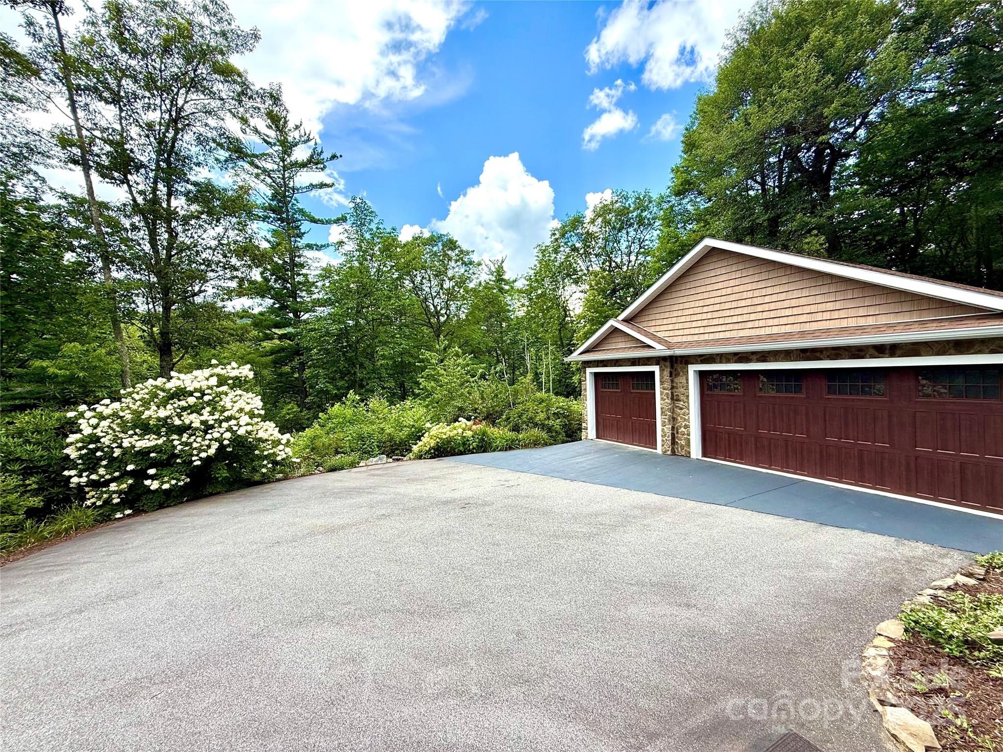 Gingercake Acres - Residential