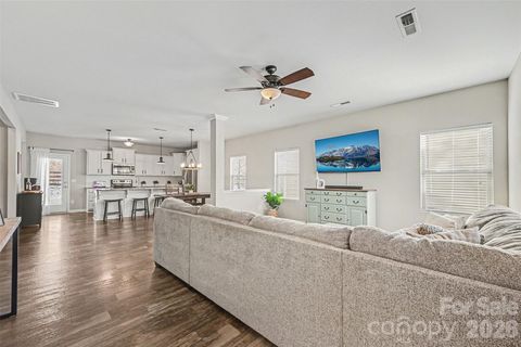 161 Fesperman Circle Troutman NC 28166