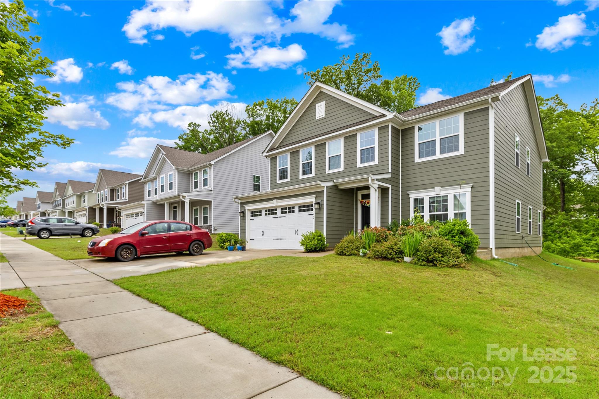 Holcomb Woods - Residential Lease