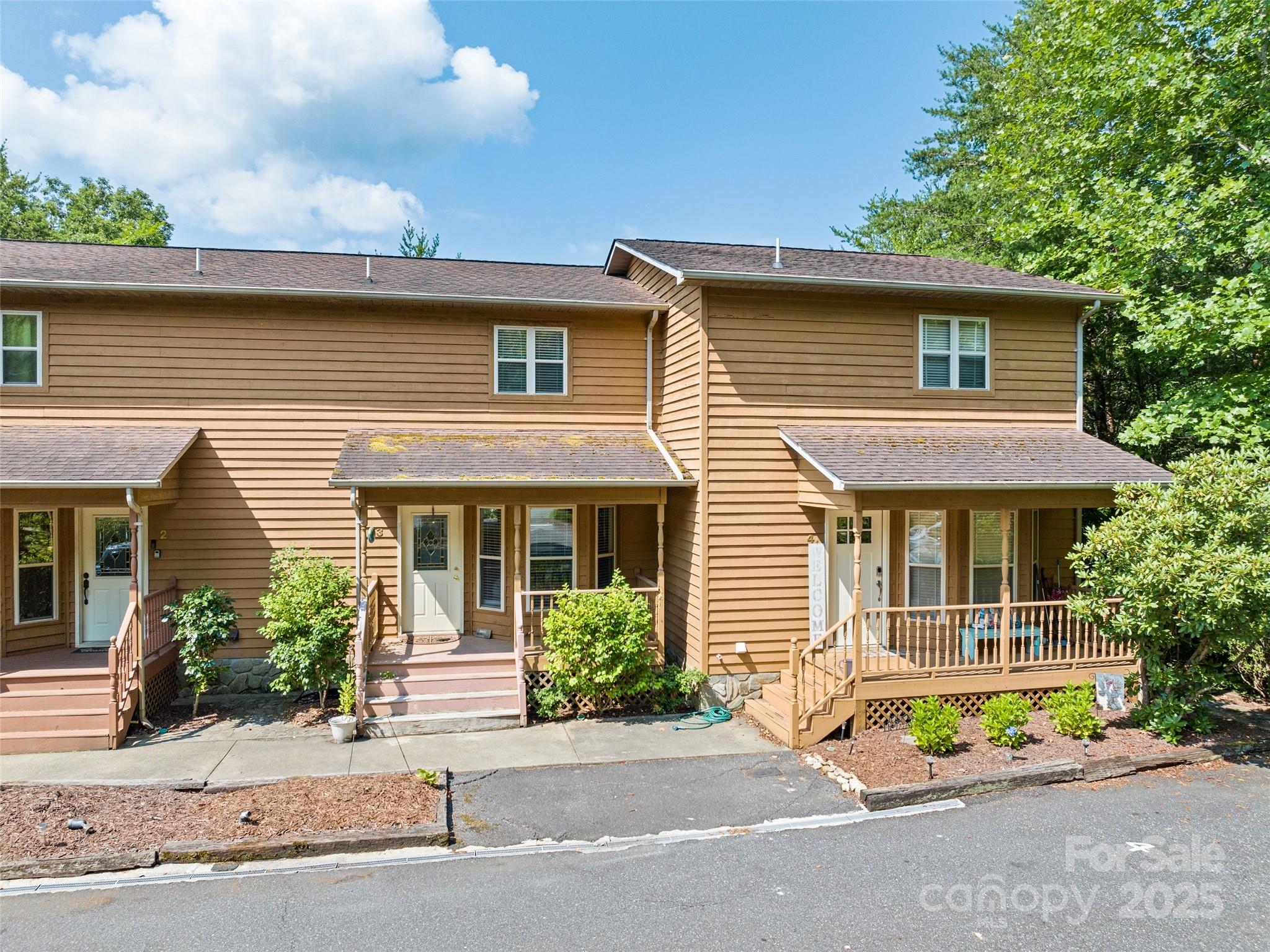 151 Country Club Drive 3