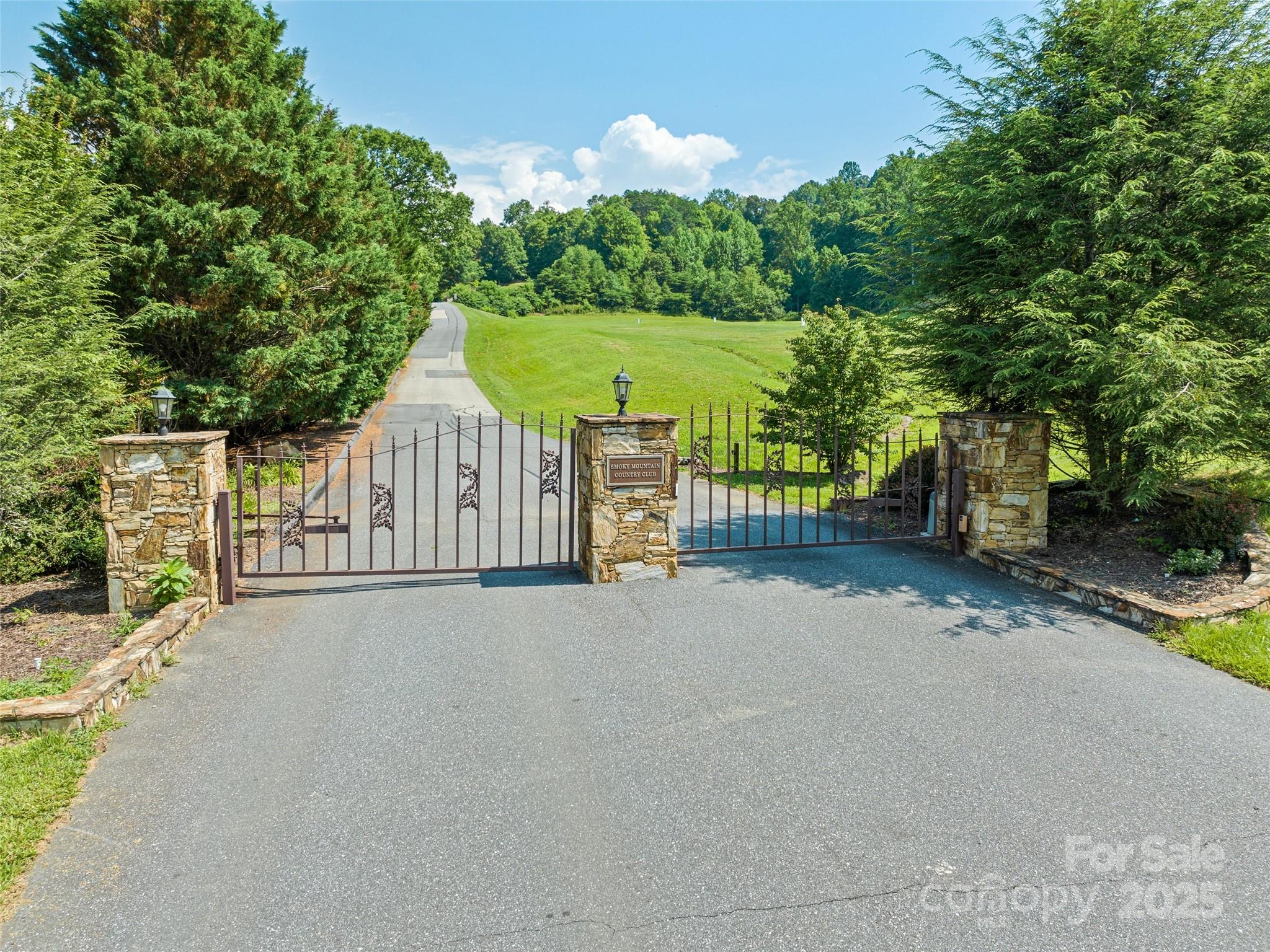 Smoky Mountain Country Club - Residential