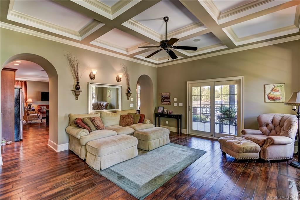 Riverfront - Residential