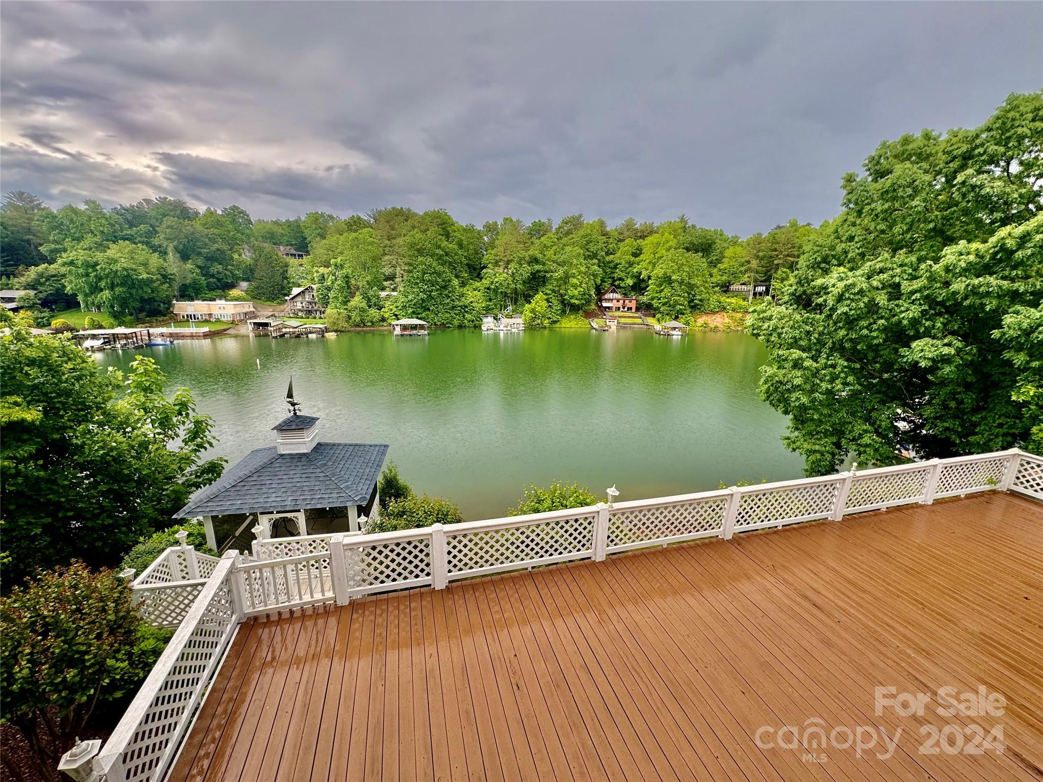 Mallard Cove - Residential