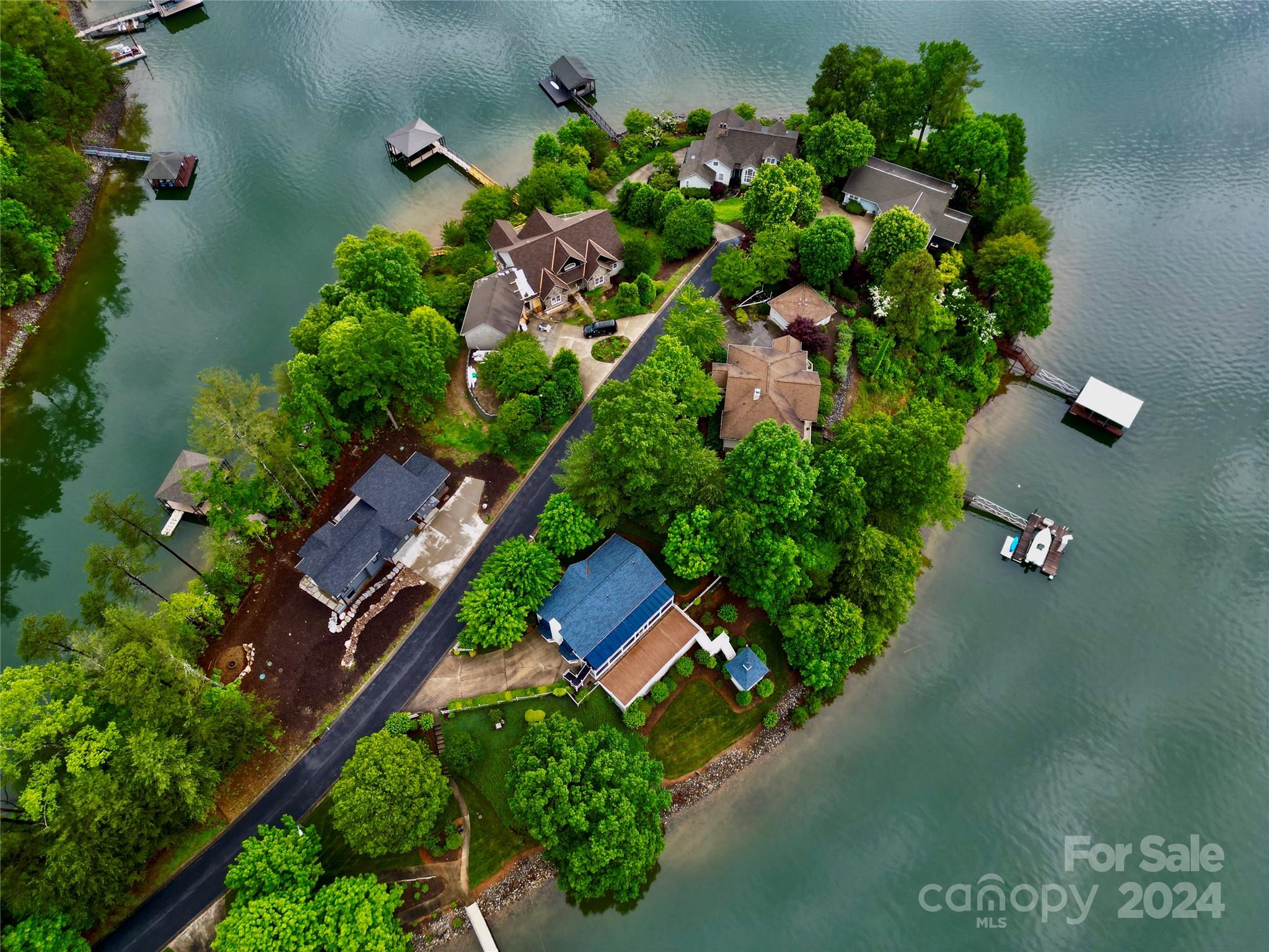 Mallard Cove - Residential