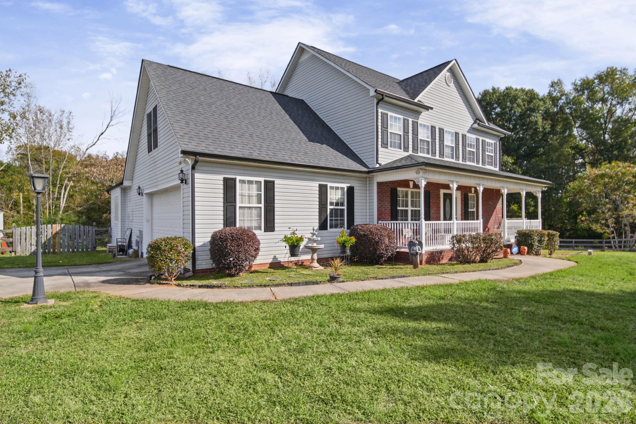 6717 Luther Lane