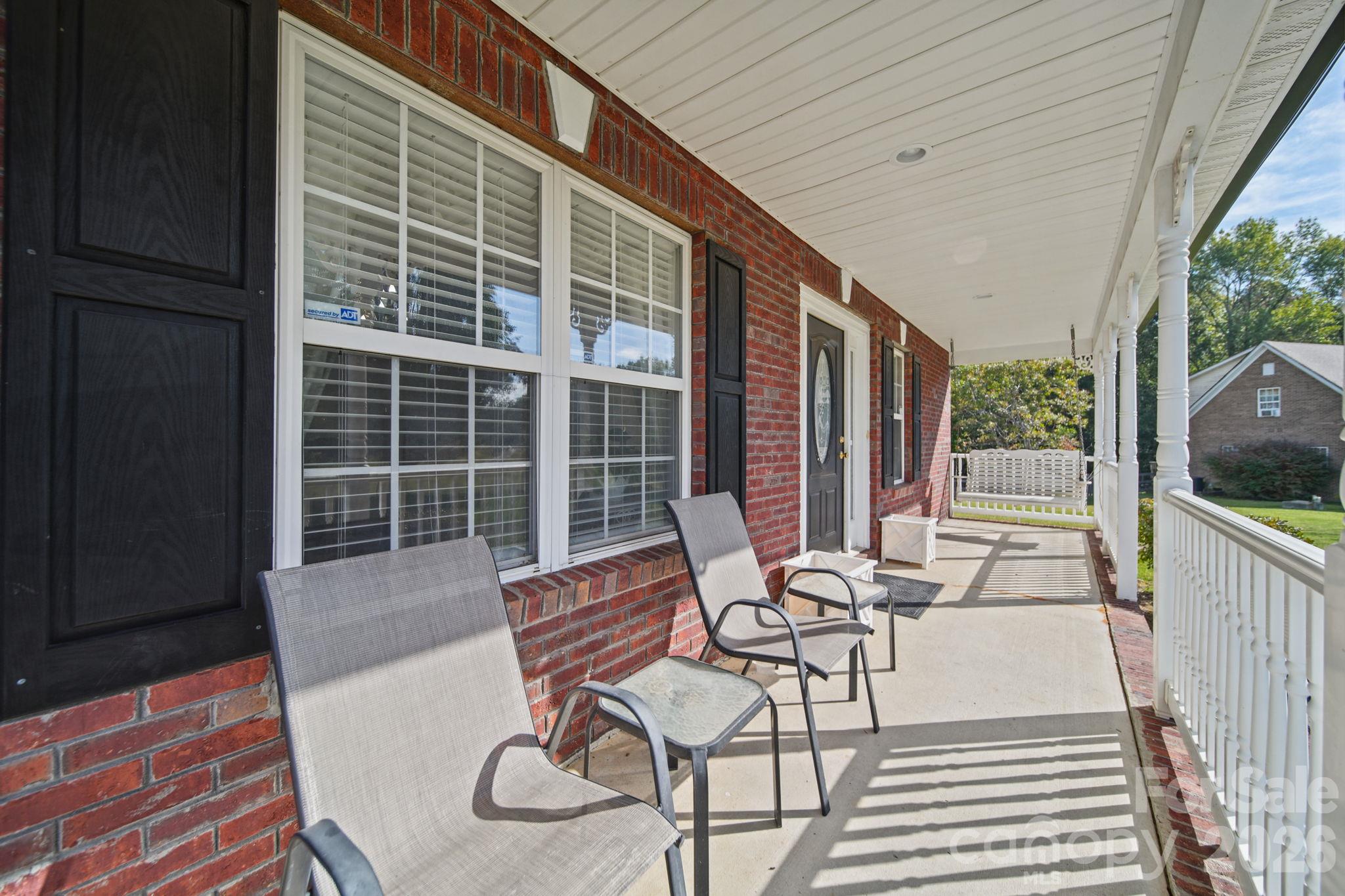 6717 Luther Lane