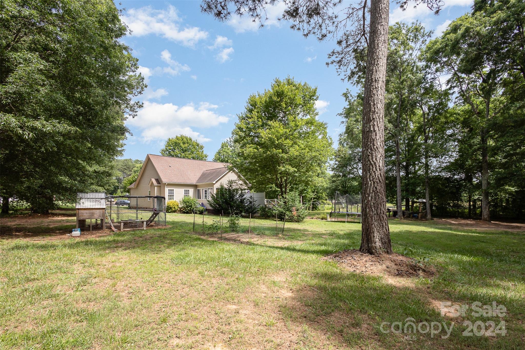 Henrys Orchard - Residential