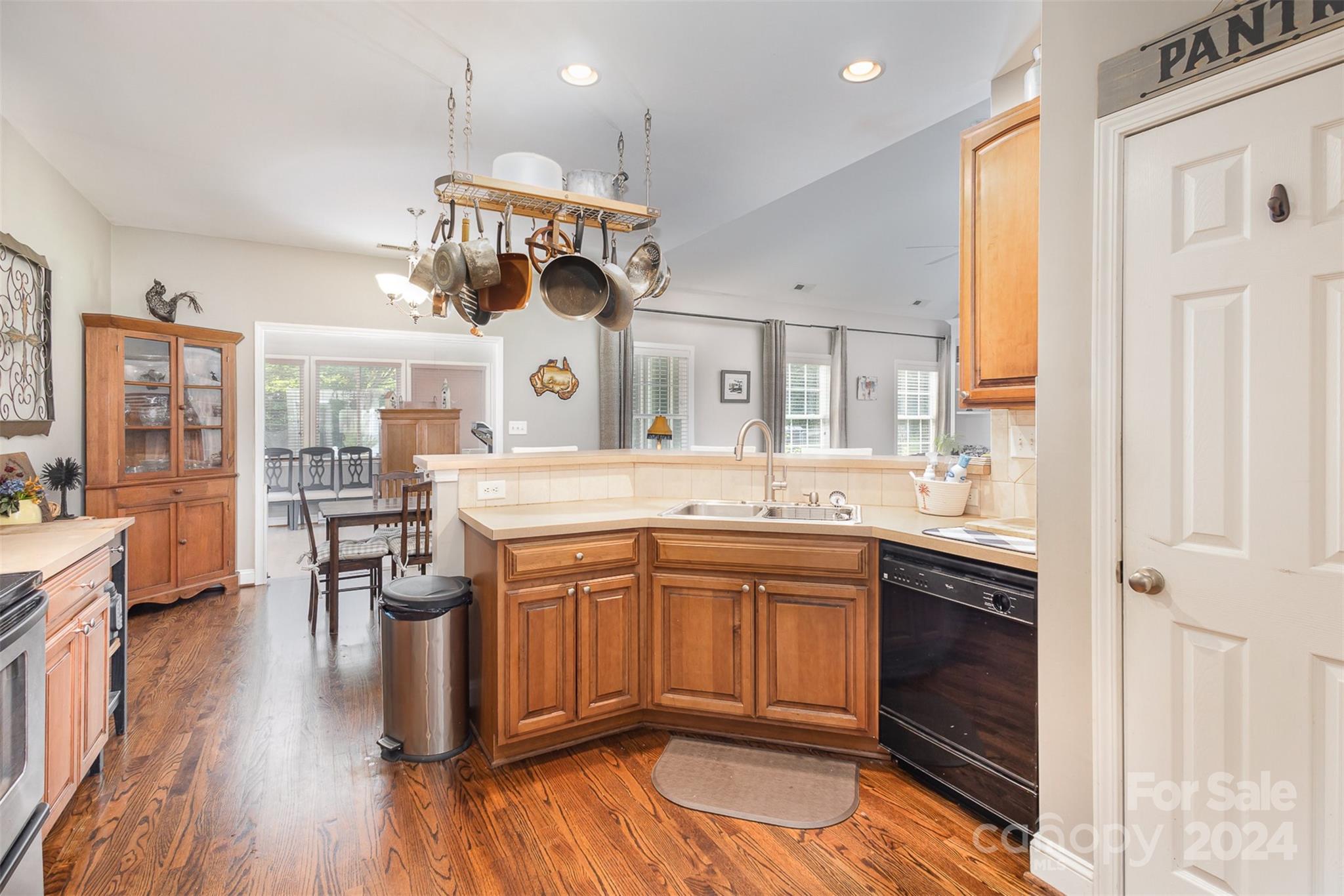 Henrys Orchard - Residential