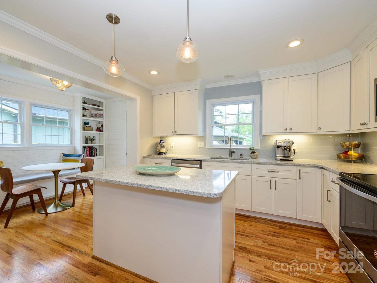 Country Club Heights - Residential