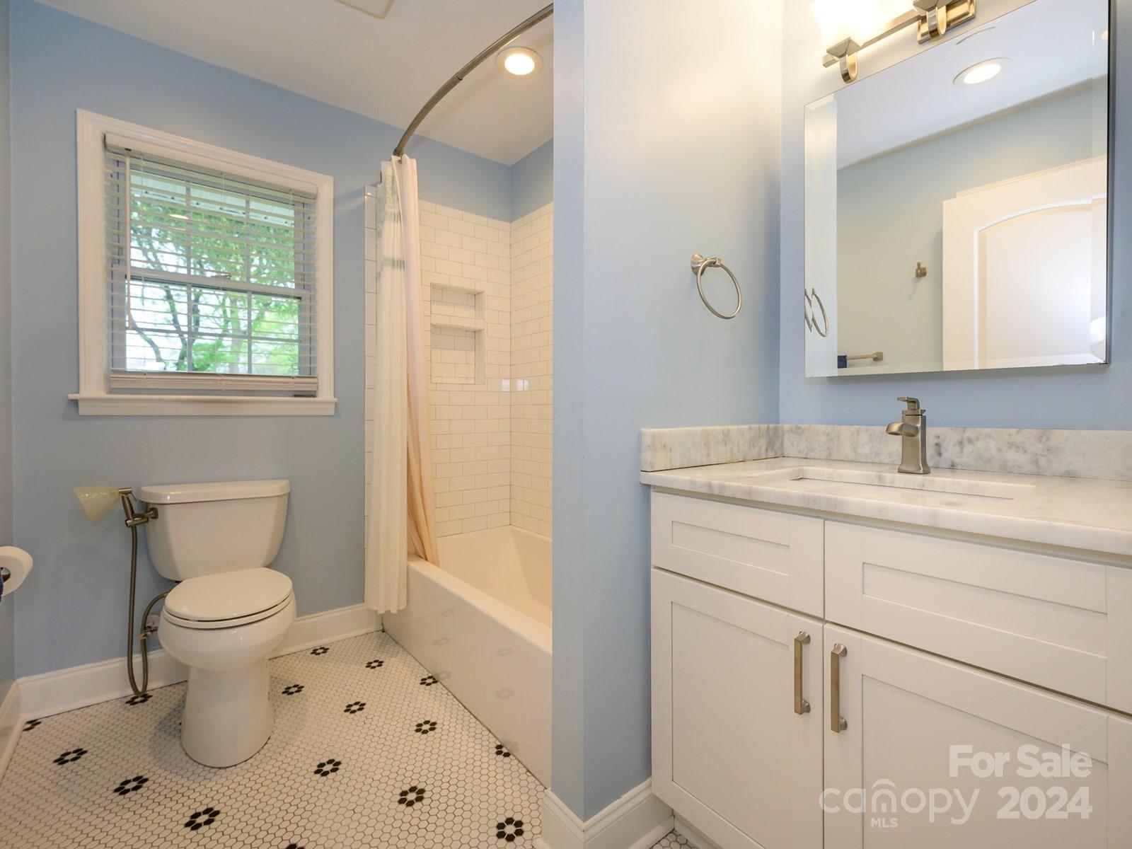 Country Club Heights - Residential