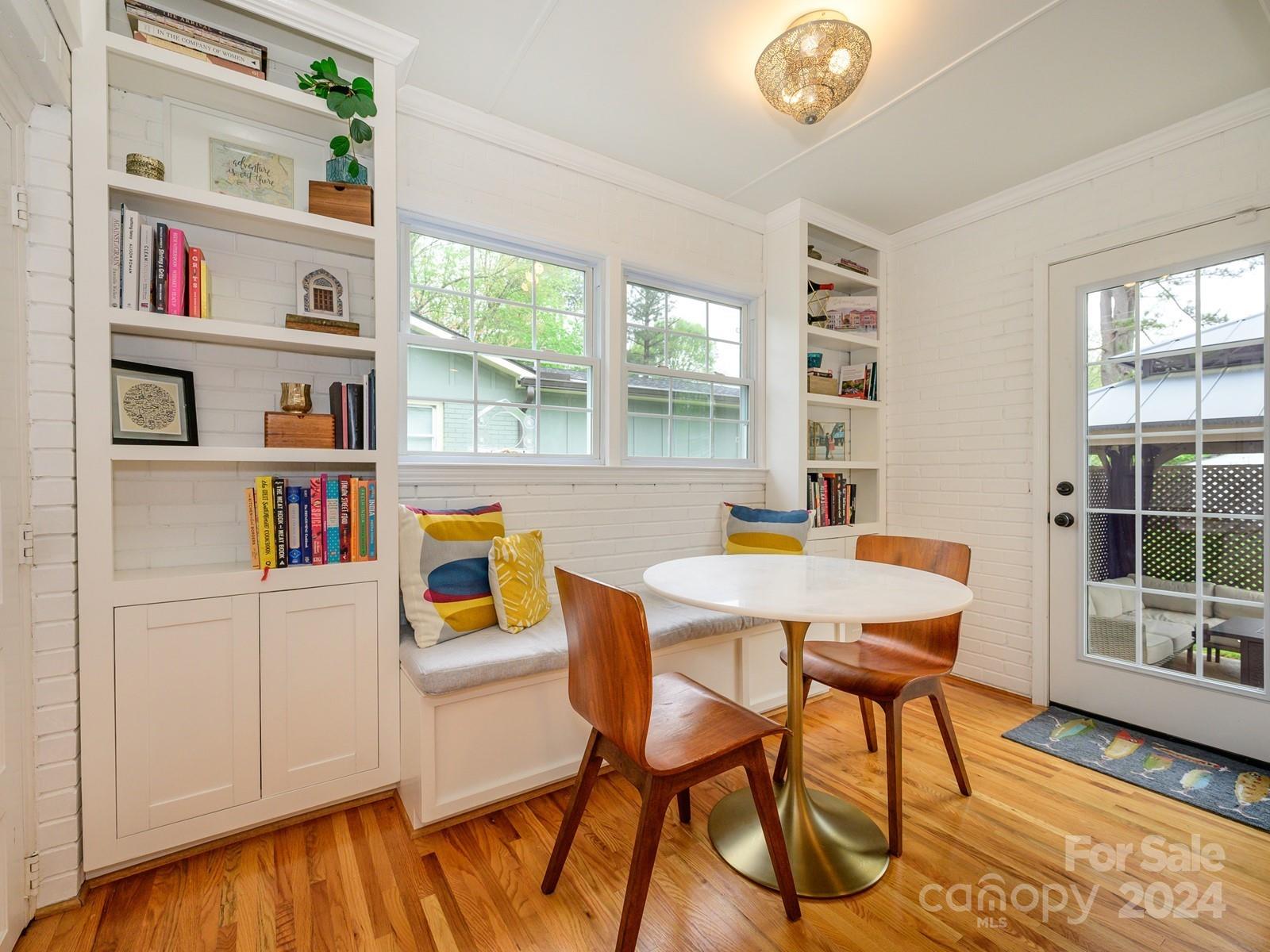 Country Club Heights - Residential