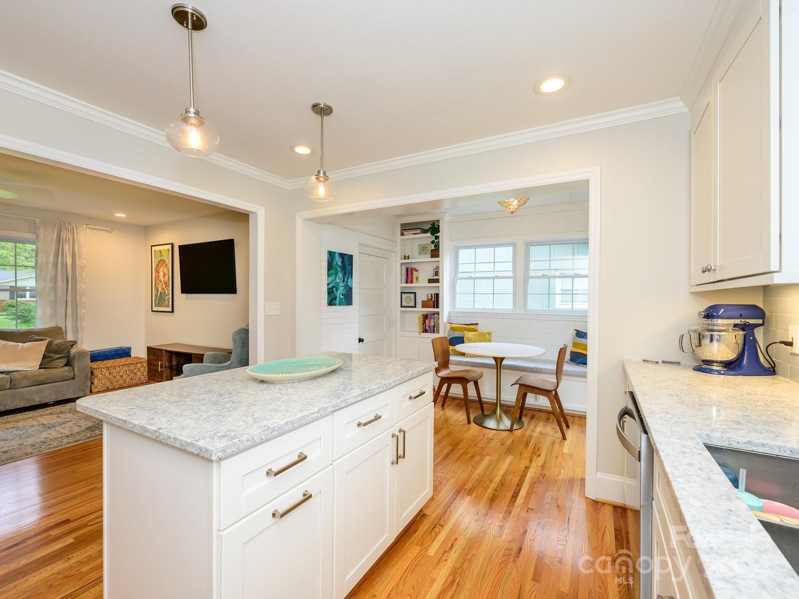 Country Club Heights - Residential