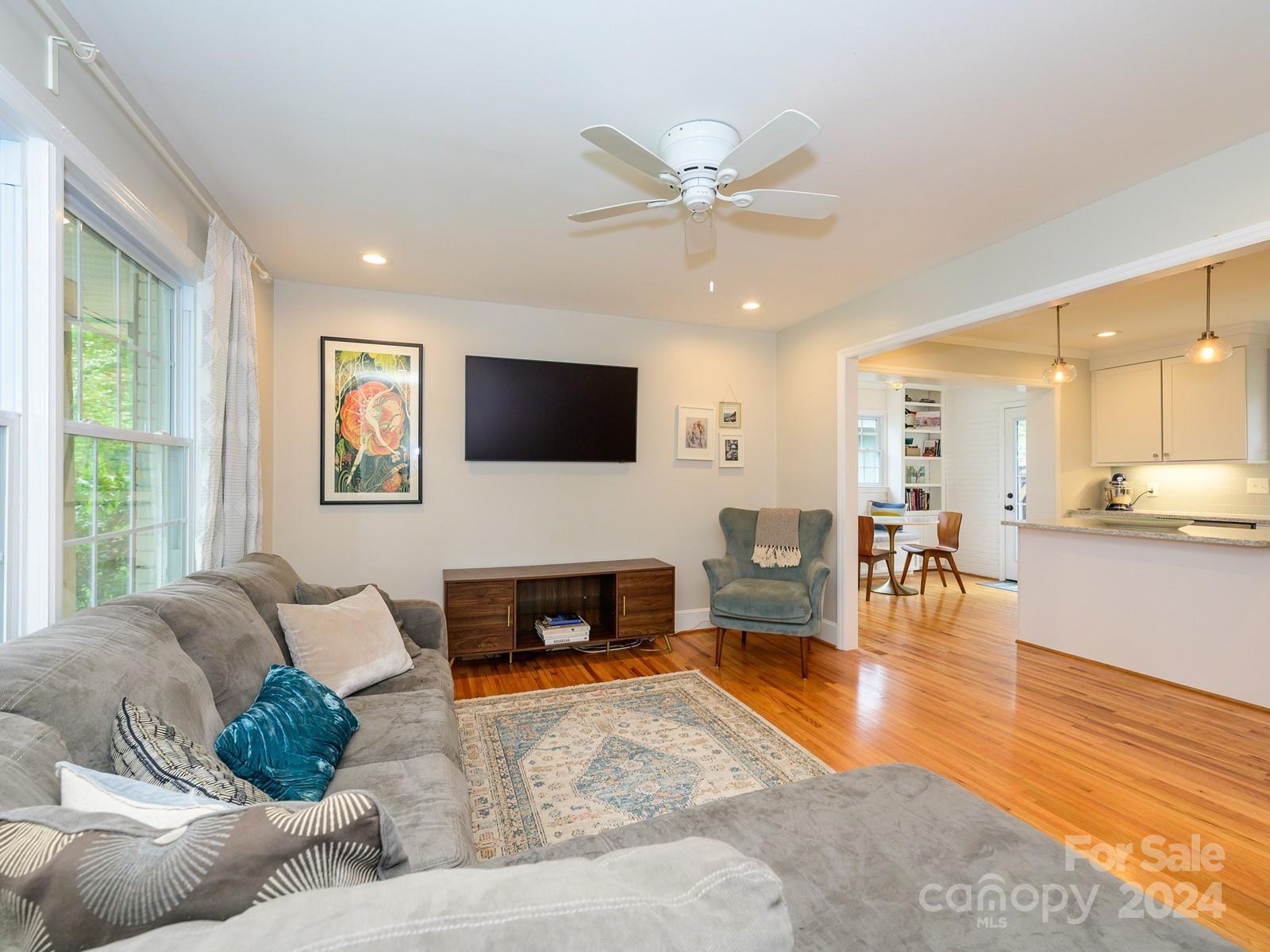 Country Club Heights - Residential