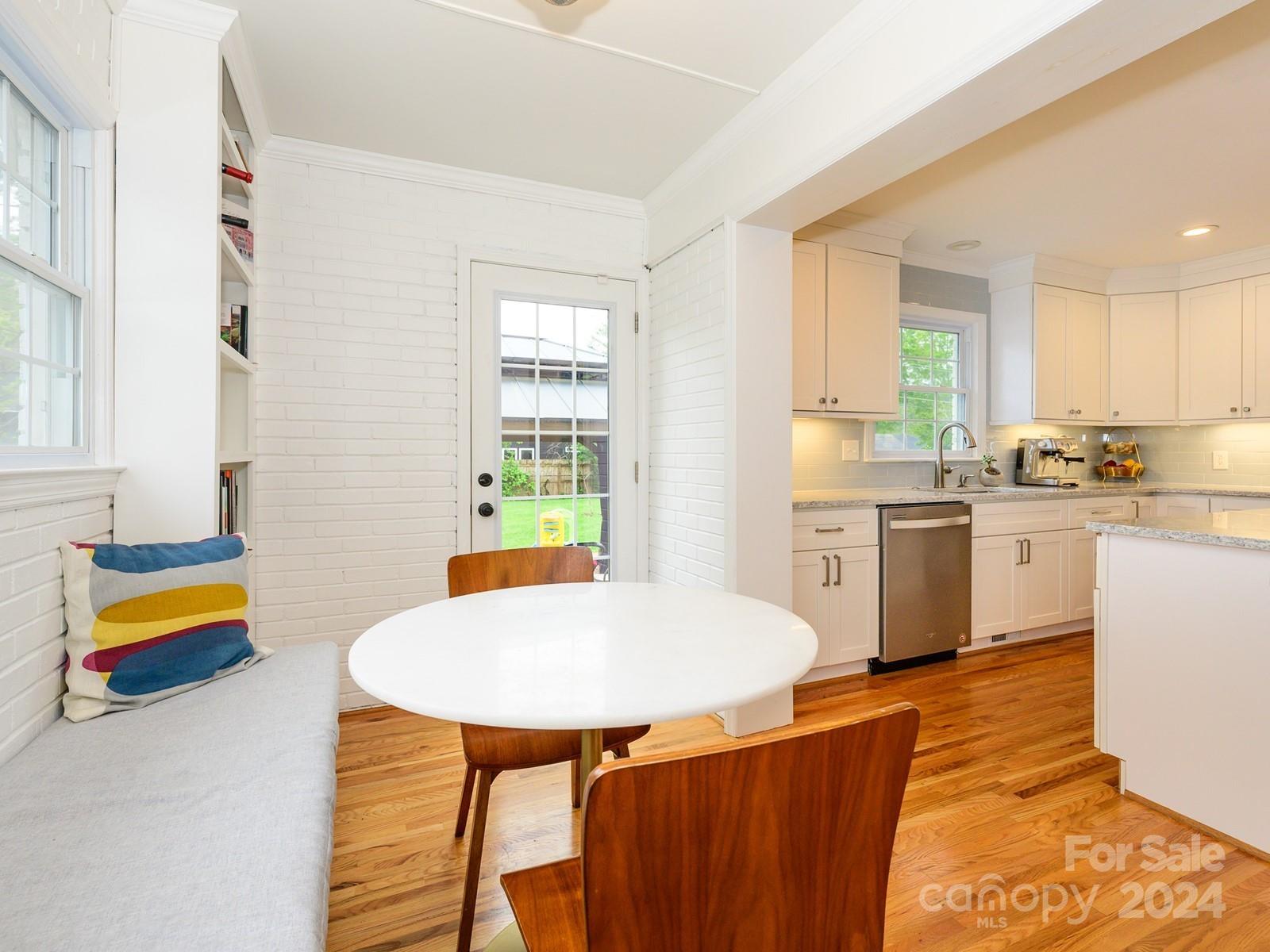 Country Club Heights - Residential