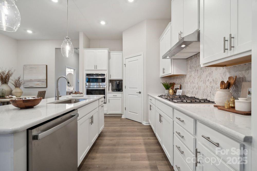 The Ridge at Sugar Creek - Residential