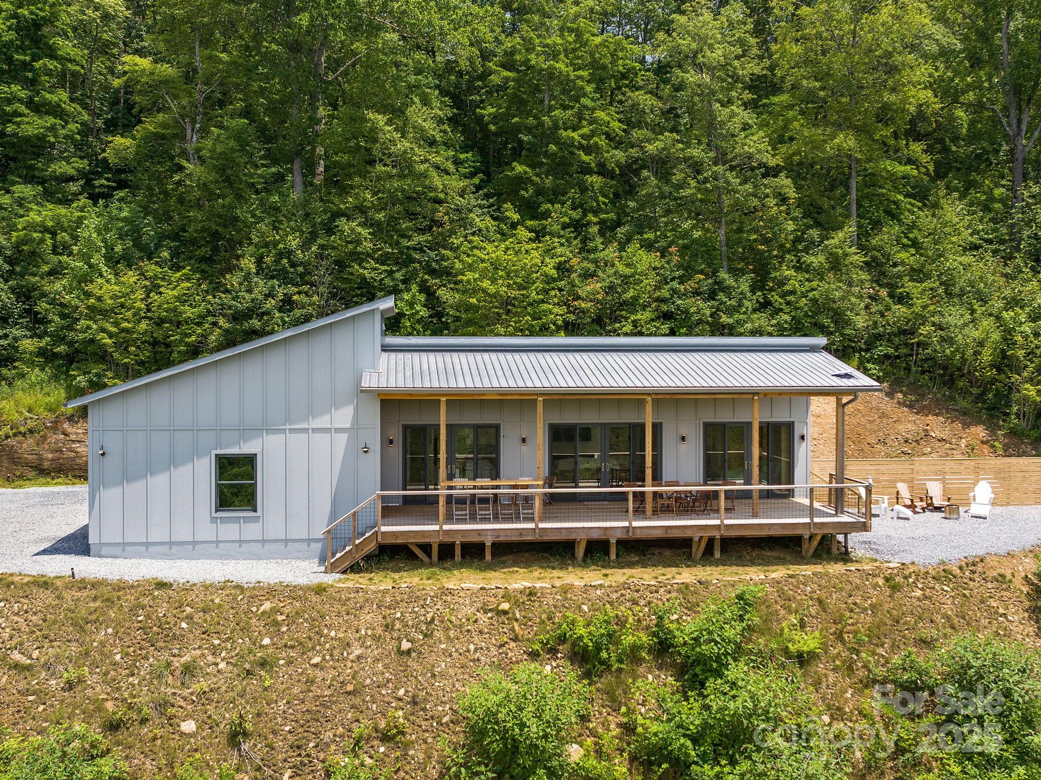 511 Emerald Mine Road