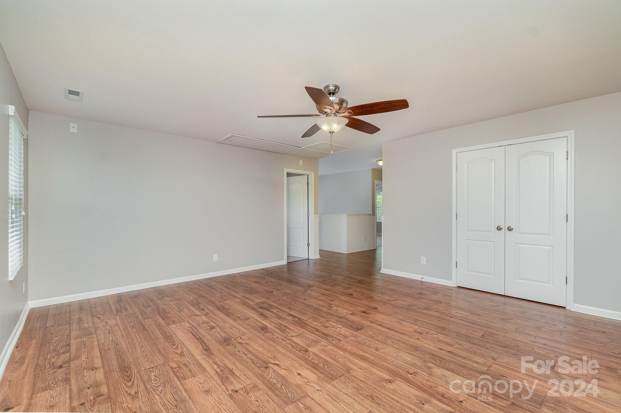 Creekshire Village - Residential