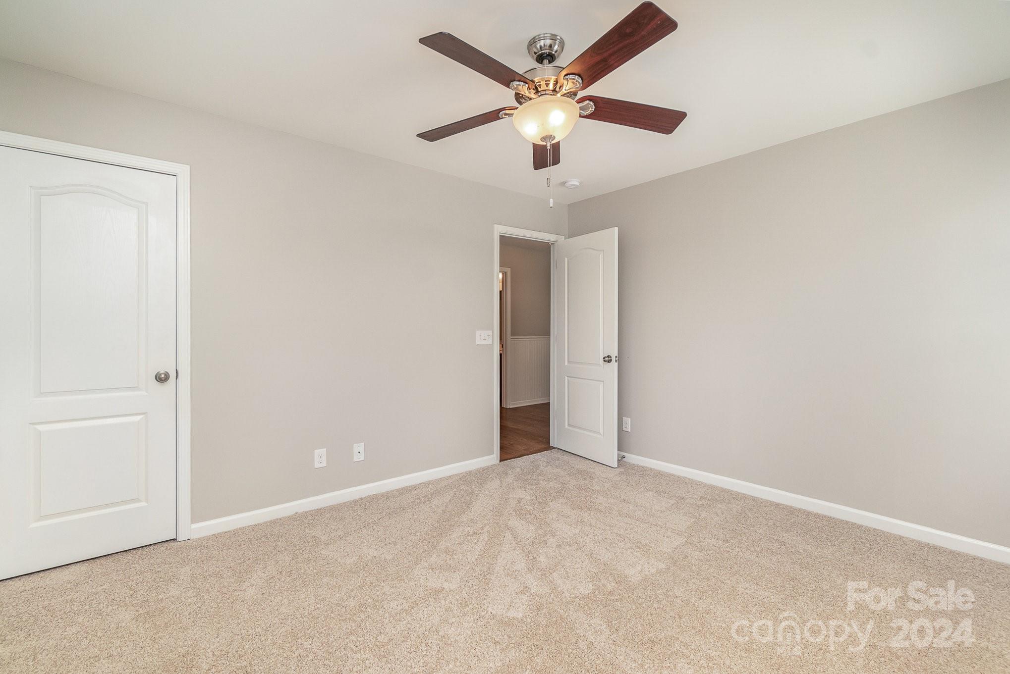 Creekshire Village - Residential