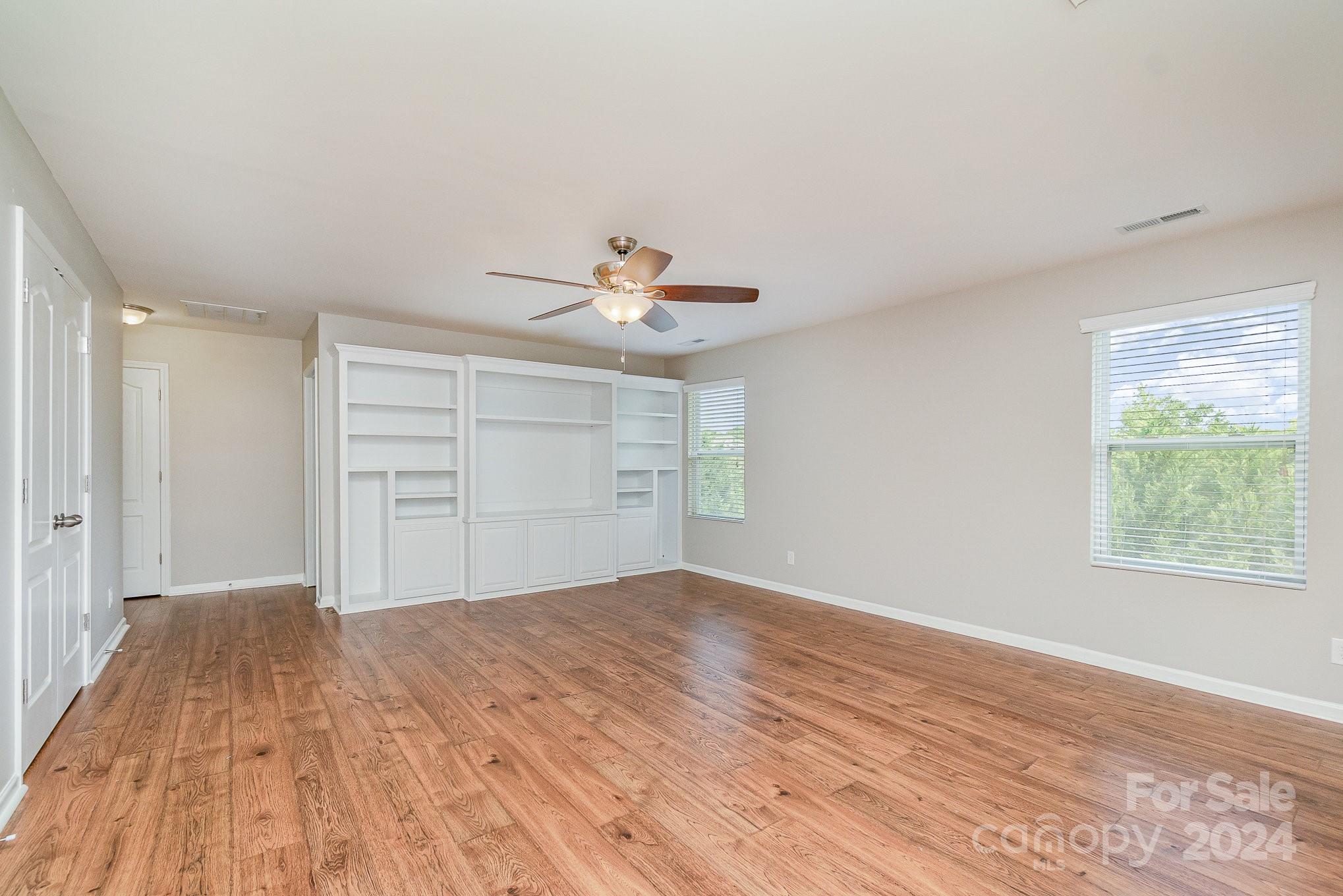 Creekshire Village - Residential