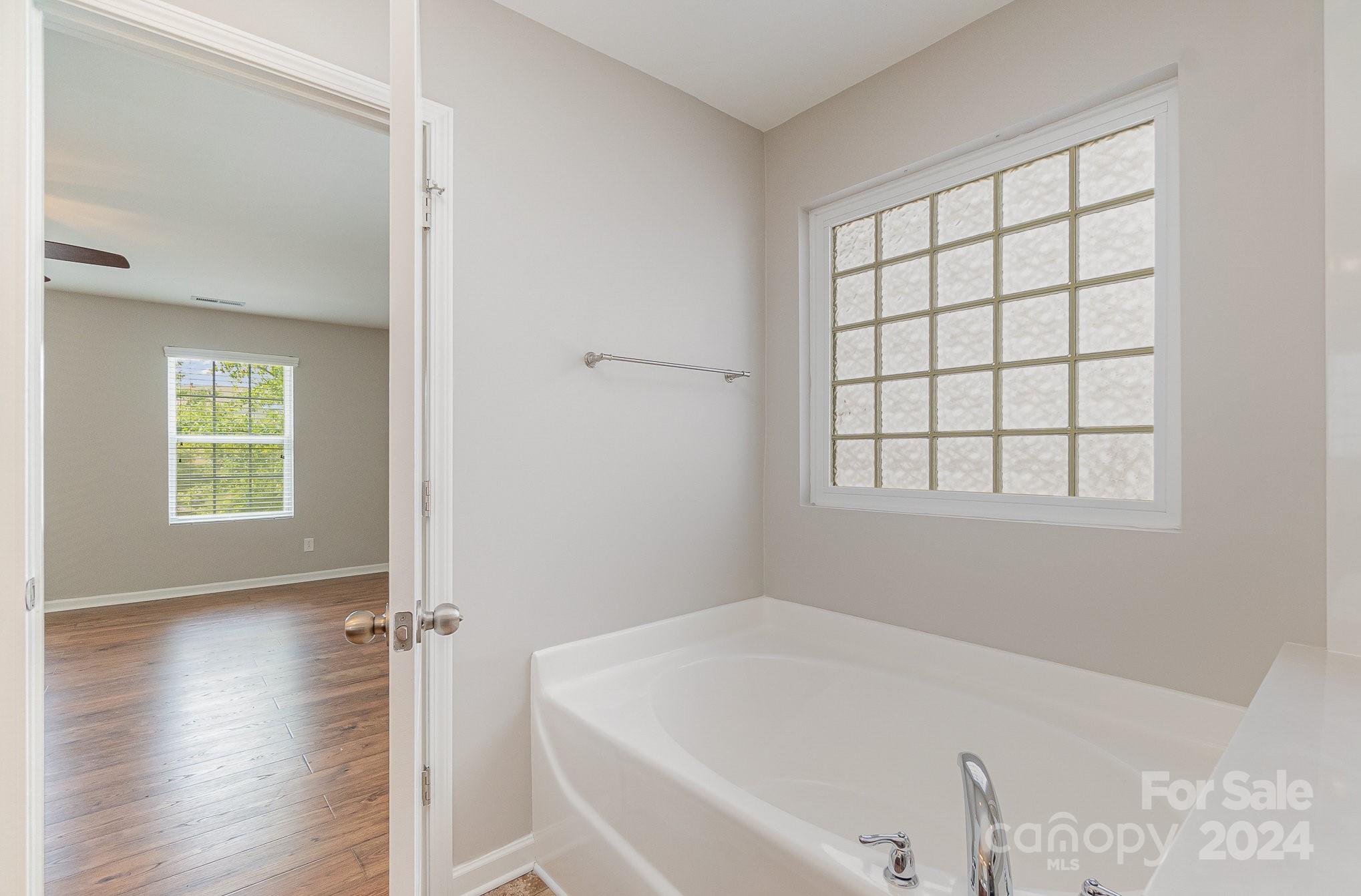 Creekshire Village - Residential