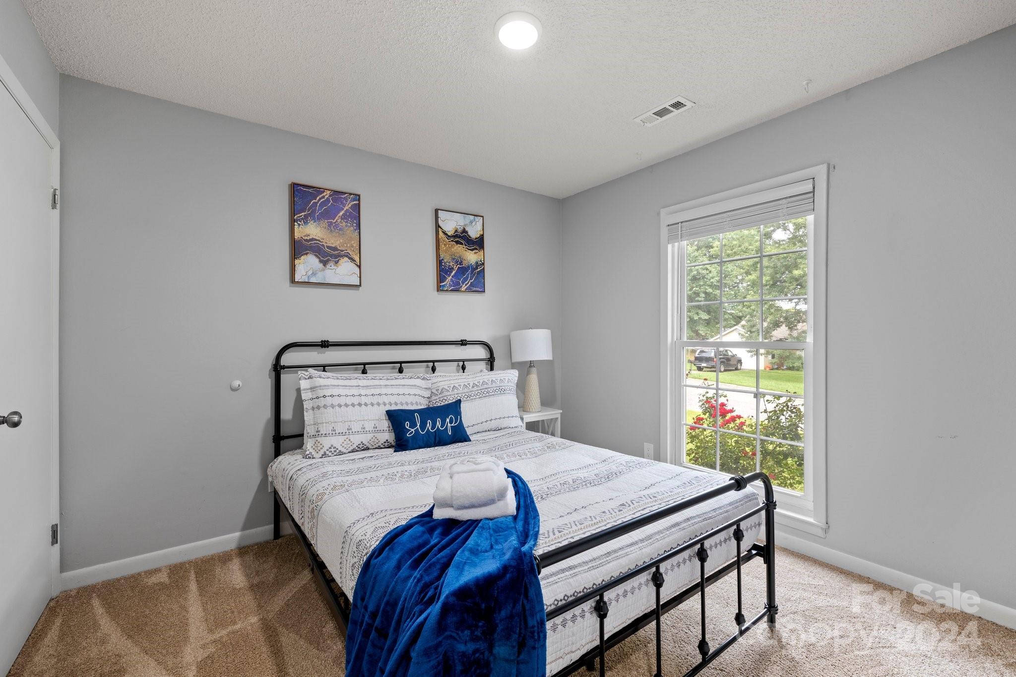 Mtn Carmel Acres - Residential