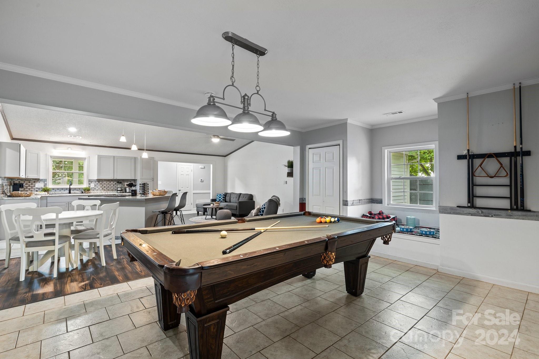 Mtn Carmel Acres - Residential