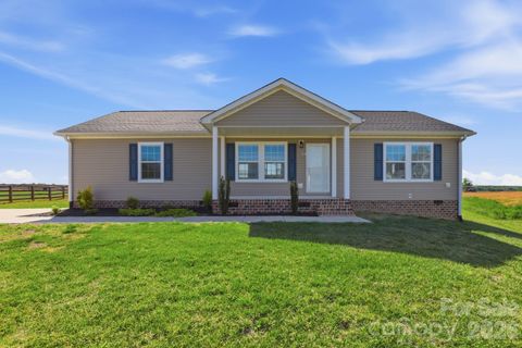 Photo of 197 Burleson Point, Woodleaf, NC 27054 (MLS # 4371719)