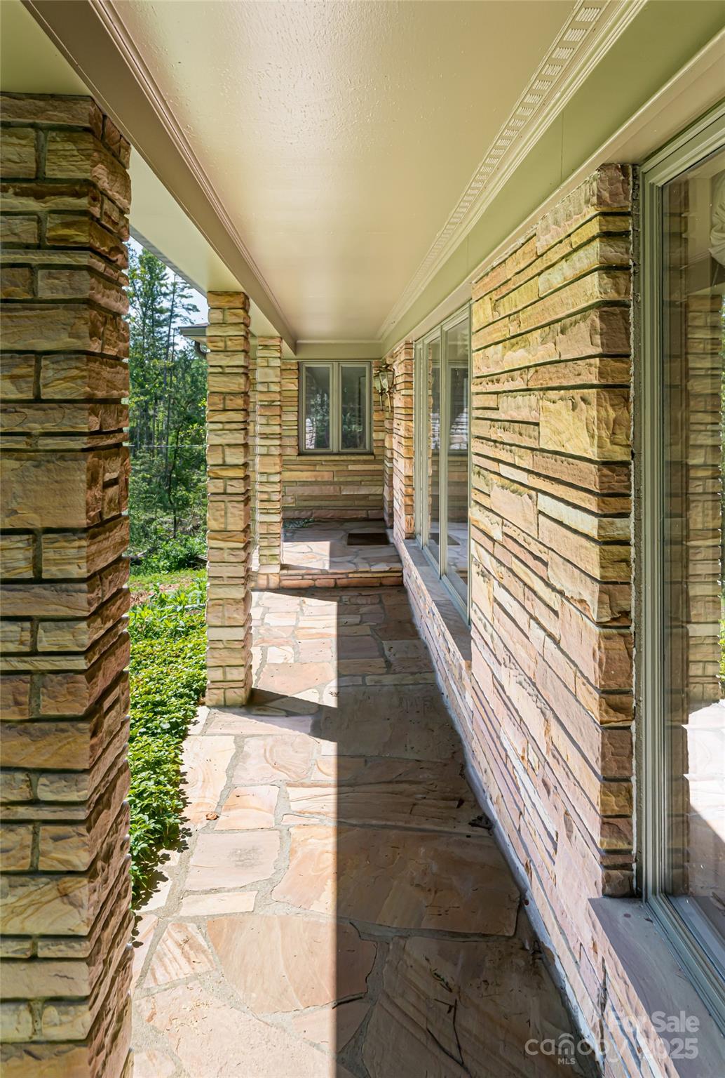 426 Vanderbilt Road