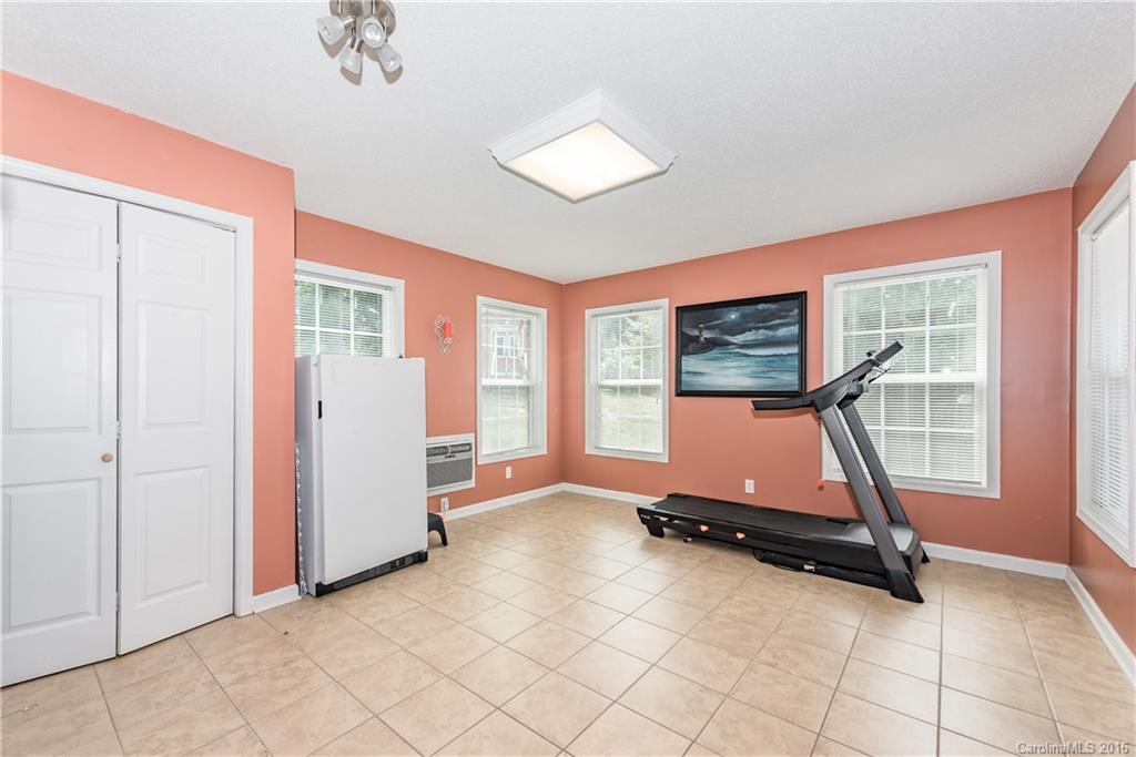 Ole Eastpointe - Residential