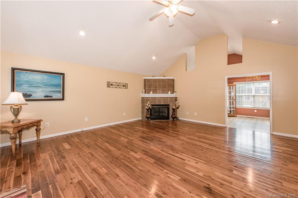 Ole Eastpointe - Residential