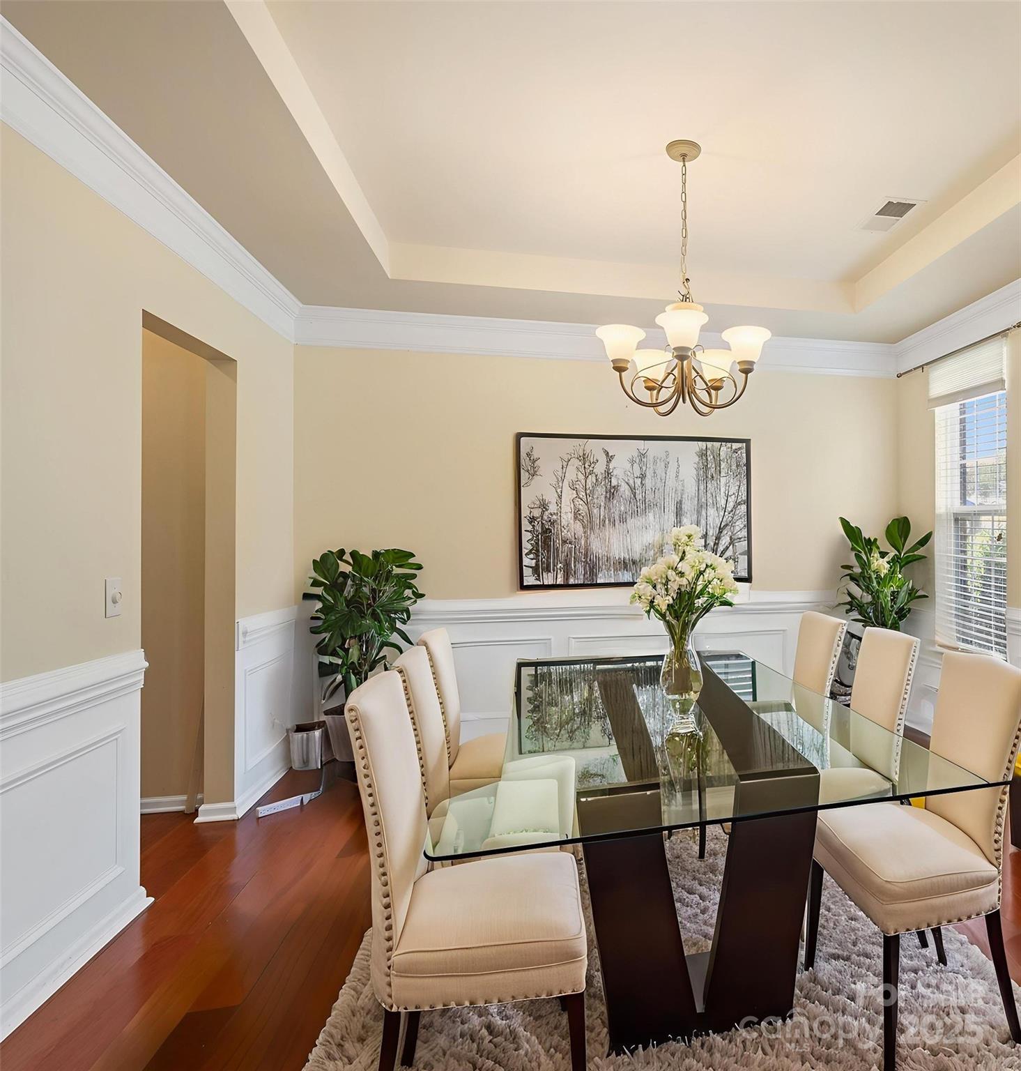 9903 Southampton Commons Drive