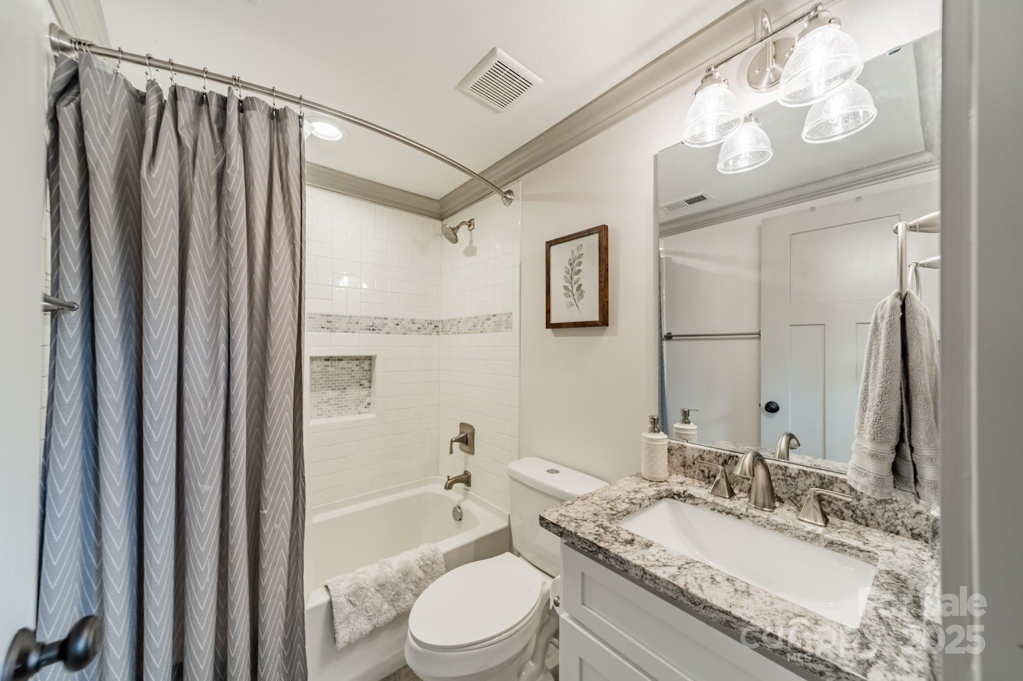 Camp Green - Residential