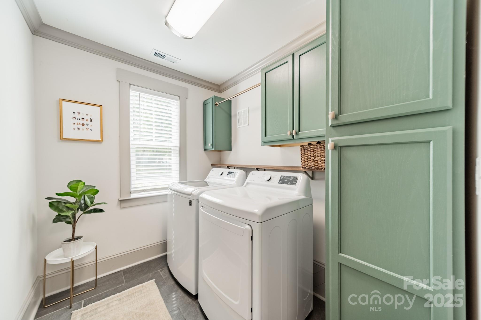 Camp Green - Residential