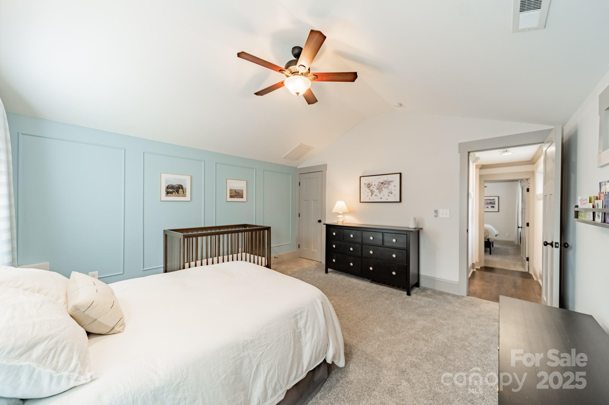 Camp Green - Residential