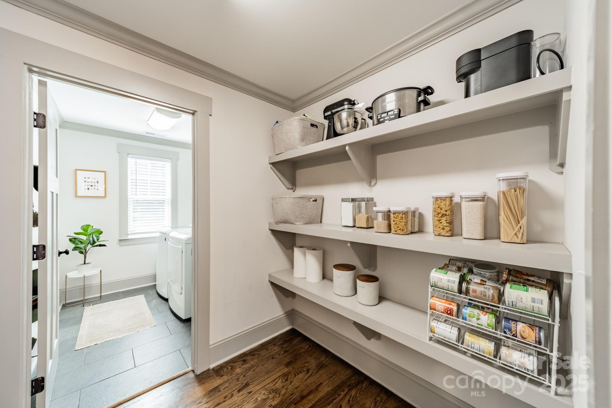 Camp Green - Residential