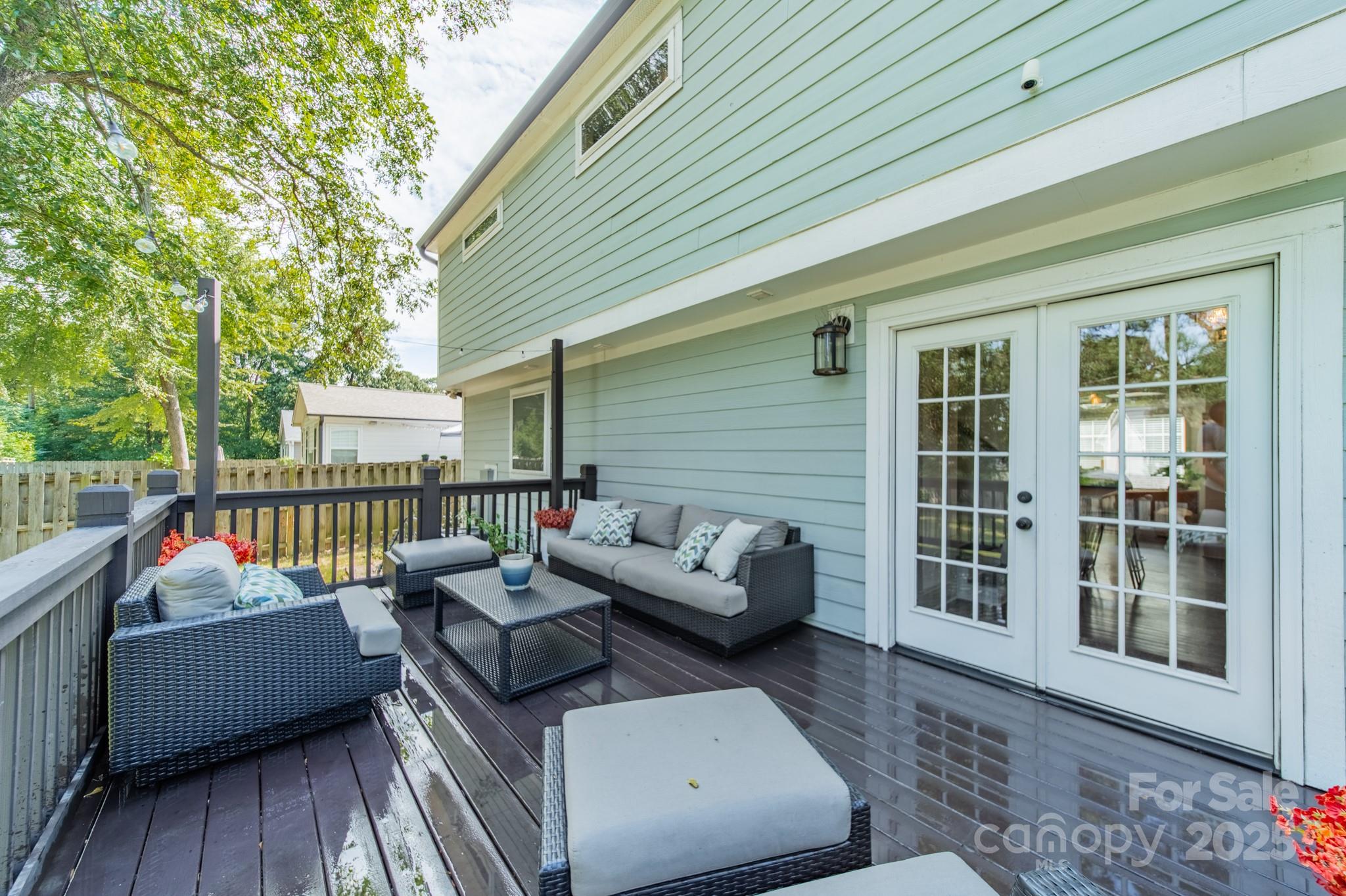 Camp Green - Residential