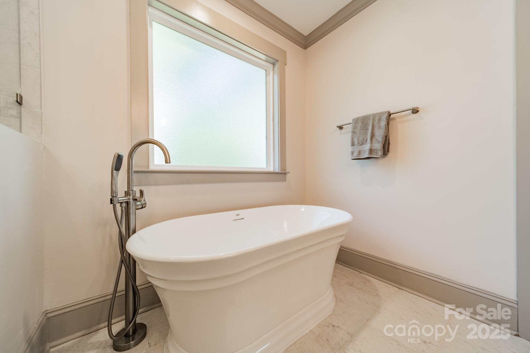 Camp Green - Residential