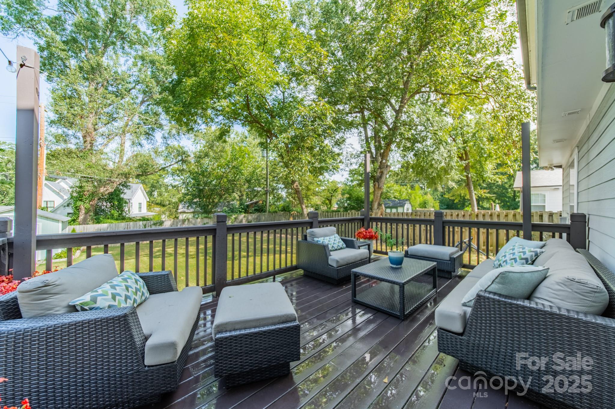 Camp Green - Residential