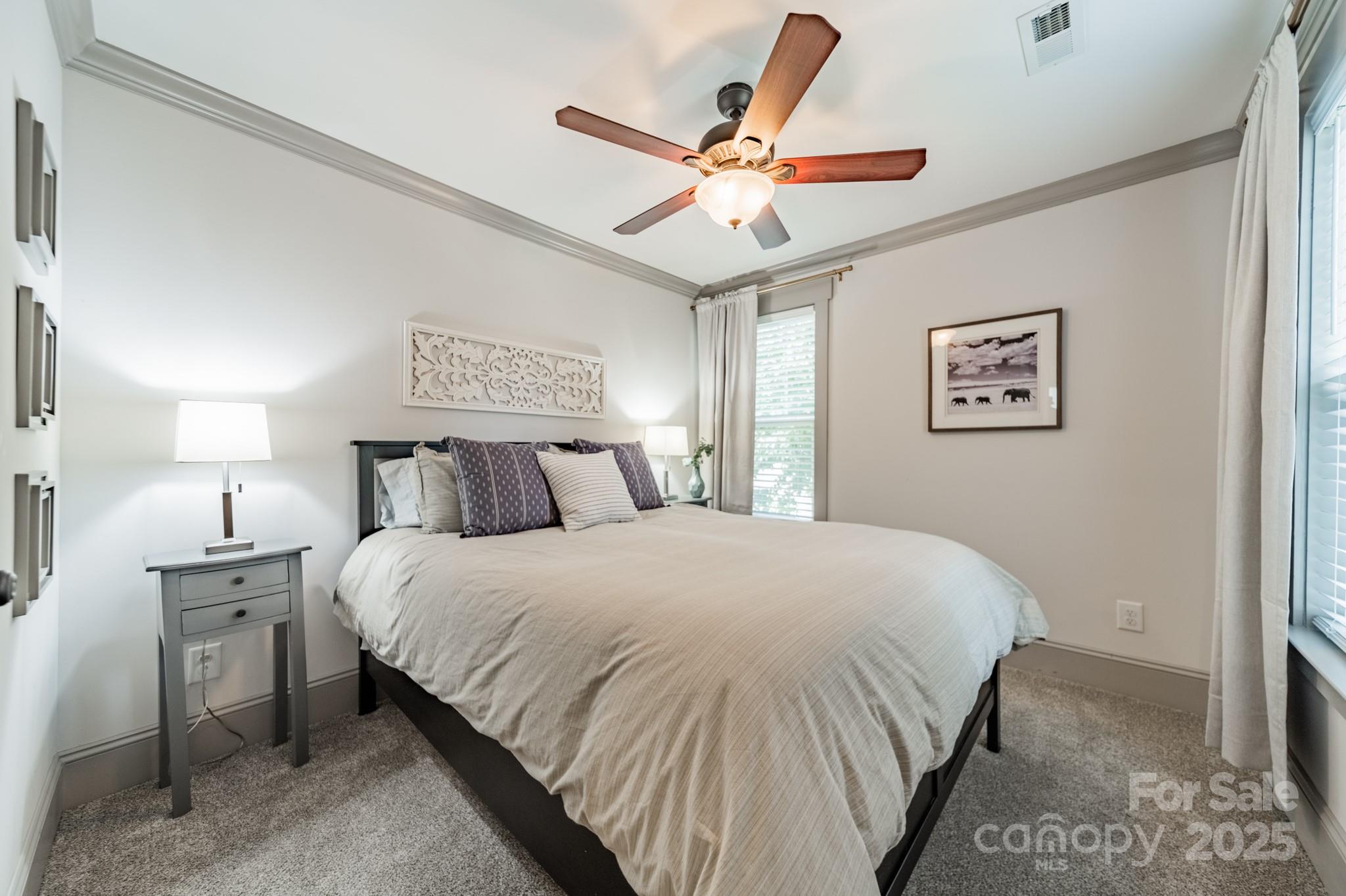 Camp Green - Residential